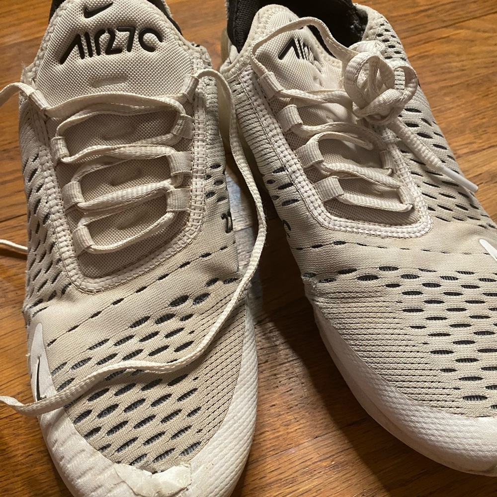 Nike Air Max 270 women’s sneakers - size 7.5 - Picture 3 of 8